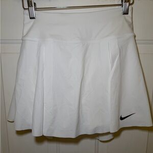 Nike DRI-FIT Women's White Tennis Skirt